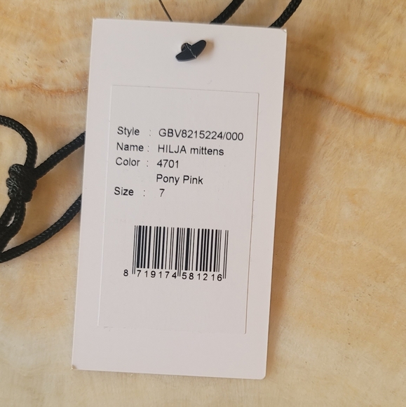 Goldbergh Pink Hilja Ski Mittens Gloves - Picture 9 of 16